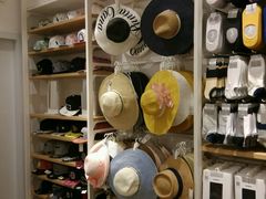 商品陈列-名创优品(海珠乐峰广场店)