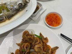 -万龙洲海鲜(大兴绿地缤纷城店)