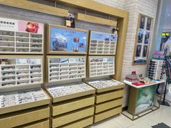 -标准眼镜·蔡司官方授权店(塘沽远洋未来汇店)