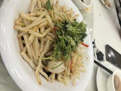-口衣记鸡饭店