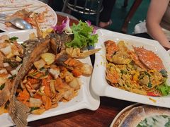 -Dang restaurant (patong phuket)