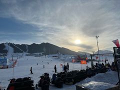 -丝绸之路山地度假区滑雪场