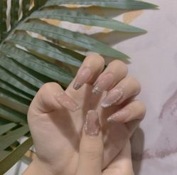 -慕拉美甲美睫皮肤管理