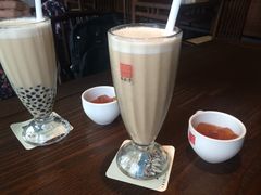 珍珠奶茶、铁观音奶茶、爱玉-春水堂人文茶馆(松烟文创店)
