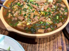 -蚝堡海鲜·威海菜·海肠捞饭·烧烤·亚洲吃蚝公司(幸福门店)