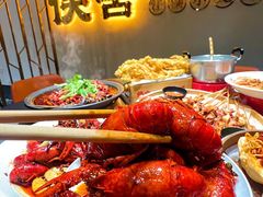 -侠舍·江湖小龙虾大排档(沌口总店)