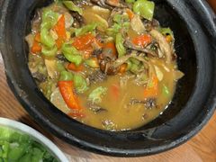 -老滇山寨•云南特色菜•地方菜•民族风情歌舞表演(金碧店)