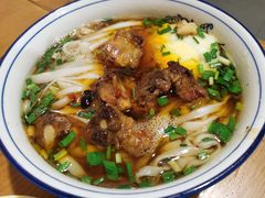 -矮子粉店1985·长沙米粉(湘春路店)