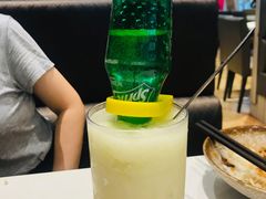 倒灌雪碧冰沙-龙记·香港茶餐厅(海上世界店)