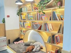 -红黄蓝成长中心(海淀上地店)