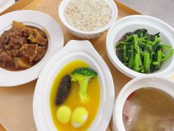 -童谣里医疗级月子中心(独栋湖景店)