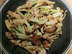 -蜜桃餐厅·伴山(绿宝广场店)