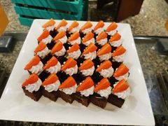 -天津京基皇冠假日酒店