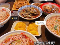 妈妈蛋饺-爆炸头阿姨小四川正宗川味小吃(无任何分店)