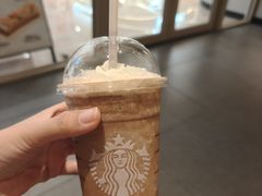 -星巴克臻选(南京金茂览秀城店)