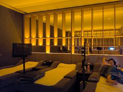 -涨巢·潮玩水疗局