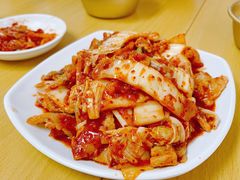 辣白菜炒五花肉-屋里家延边朝鲜族冷面(南园店)