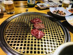 -唯成•韩国炭火烤肉 유성고기