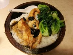 榄角鱼腩饭-玲又珑美食(盘福路店)