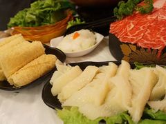 -鲜入围煮花胶鸡海鲜火锅
