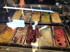 -Gelateria Dondoli