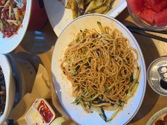 -严记小天府酸菜鱼(西四路店)