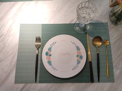 餐具摆设-蜜桃花开·中西融合菜E&W(南长街店)