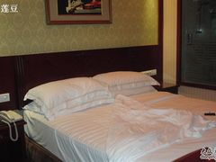 我住的房间-维也纳酒店(深圳大学城店)