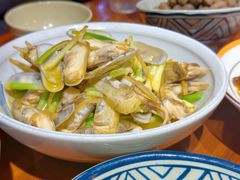 -琥珀老六龙虾(四里河店)