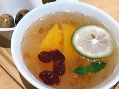 蔓越莓桃胶银耳-炖物24章·顺时轻养茶(杭州大厦店)