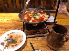 -老滇山寨•云南特色菜•地方菜•民族风情歌舞表演(金碧店)