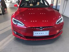 -TESLA 特斯拉(上海太古汇体验店)