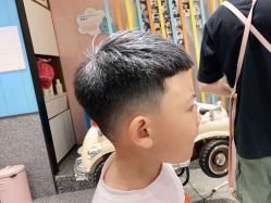 点击看大图 -Mengbaby·萌宝贝儿童理发(保利广场店)