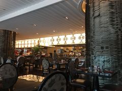 -圣丰索菲特·2 On 988 Café 自助餐厅