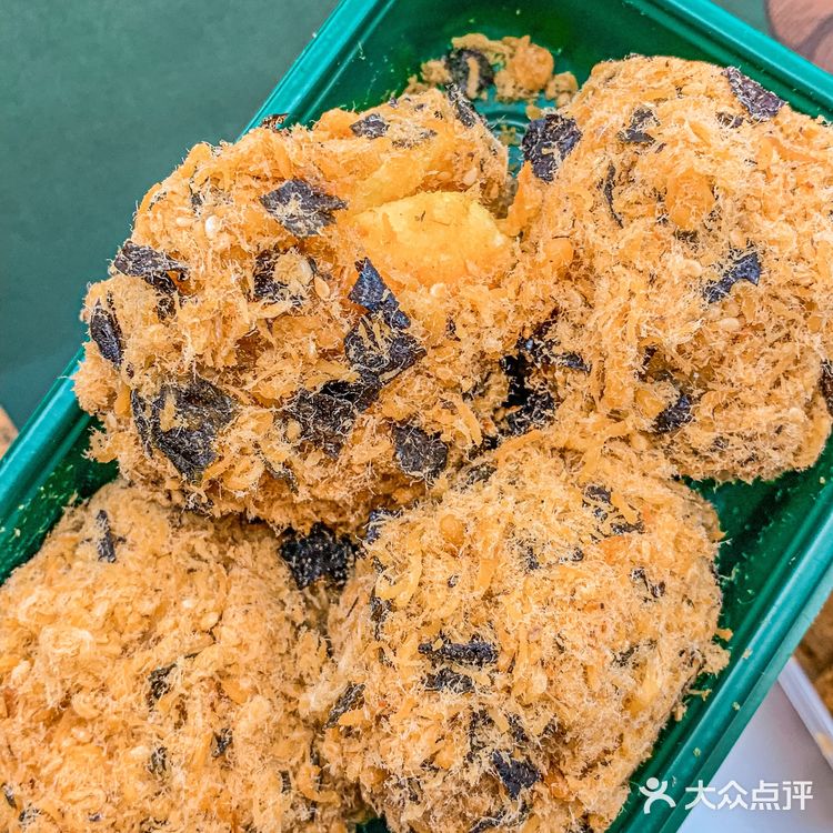 泸溪河这牛油果绿豆冰糕🟢我真的会谢❗️