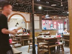 大堂-红九格老火锅(三峡广场店)