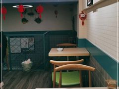 用餐区-菲哥麻辣烫(贵山小区店)