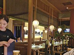 -弄堂里(西溪龙湖天街店)