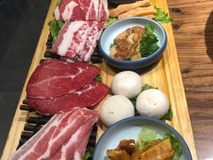 -明洞阿姨·韩式酱蟹烤肉·创意料理(三元桥店)