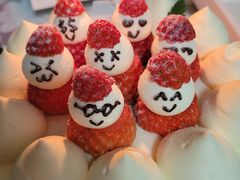 -花花卷卷·鲜食蛋糕(泉屋店)