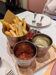 -奈尔宝家庭中心·亲子餐厅(北京东坝万达店)