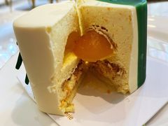 -Fridi Patisserie Cafe