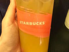 -星巴克臻选(济南万达店)