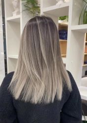 -BM SALON