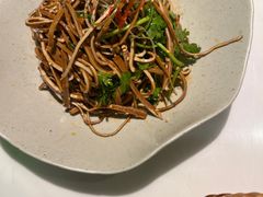 -蜀香格格•剁椒鱼头(龙西店)