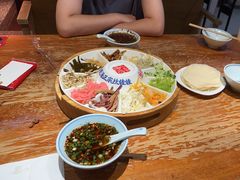 -怪噜范·老贵阳街头名小吃(鸿通城店)