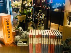 -光海书局(南京东路第一百货店)