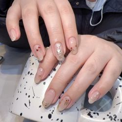 -Nail Me美甲美睫