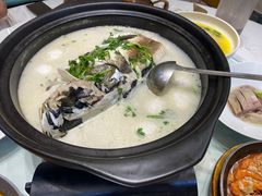 -香山湖家家宴(中山陵店)