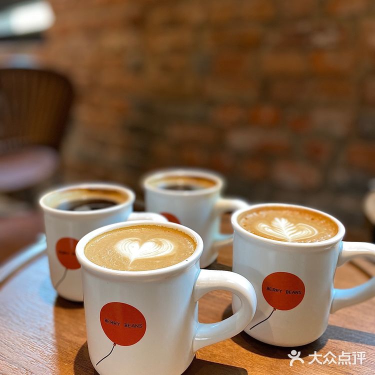 青岛咖啡｜从北京开来青岛的BERRY BEANS🎈